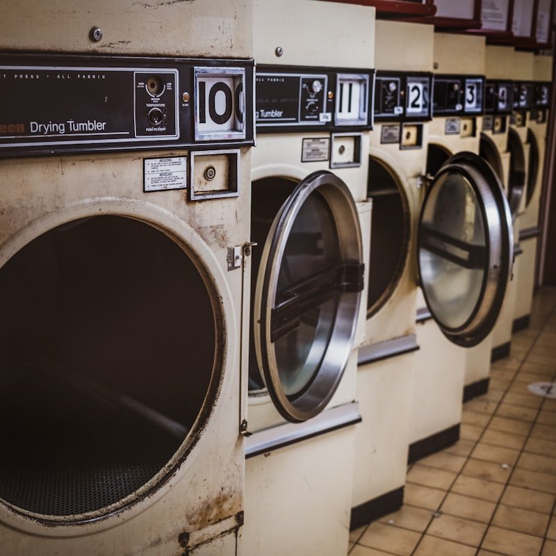 Clothes dryer repair service